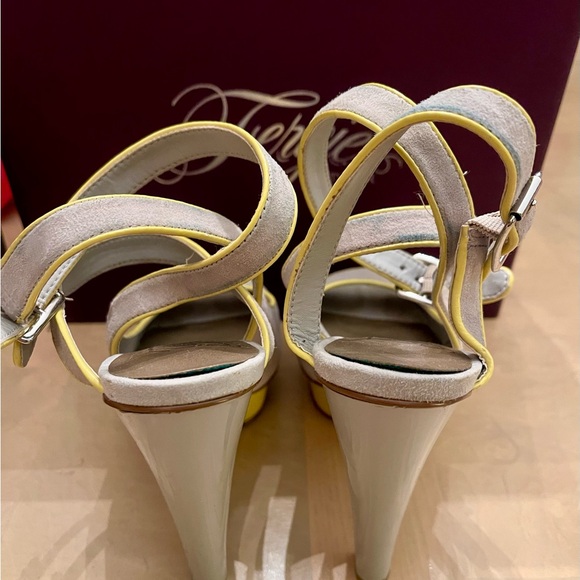 Fergie Heels - Picture 8 of 9